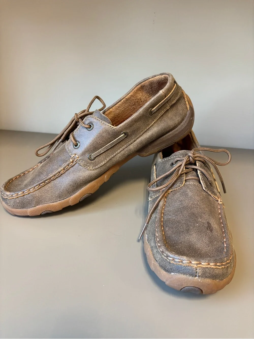 Twisted X Tan Brown Leather Moc Toe Lace-Up Flats